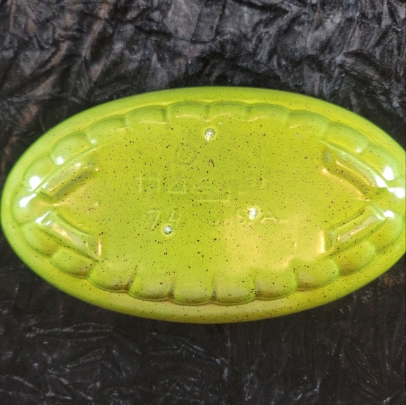 0782. 1974 ~ Vintage ~ Collectable ~ Haeger Pottery ~ Bright Green Speckled Glaz - Picture 17 of 17